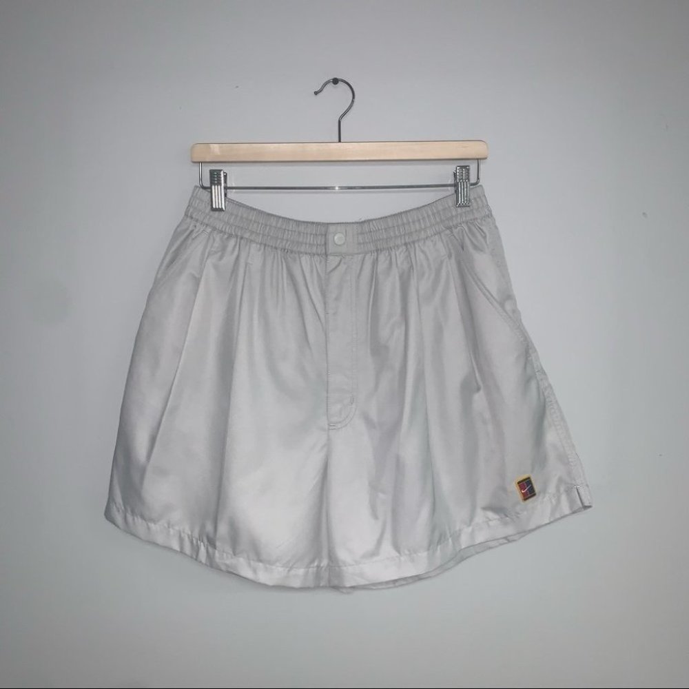 Nike‎ Vintage Court Tennis Agrassi-Sampras Style Pleated Shorts Men’s XL - Picture 2 of 7